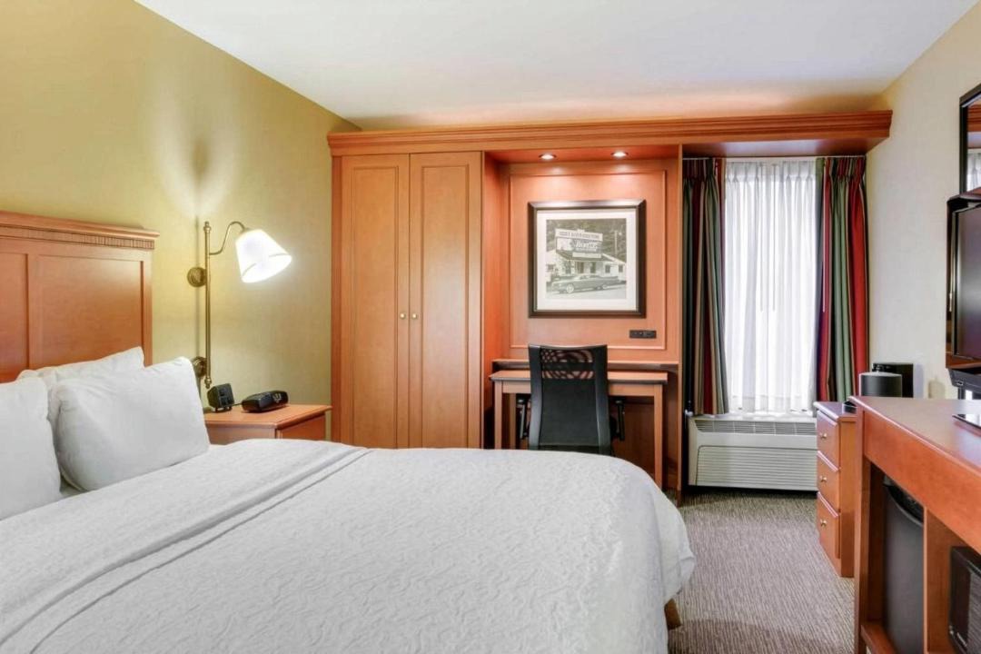 Photo of Bedroom in Moon Township