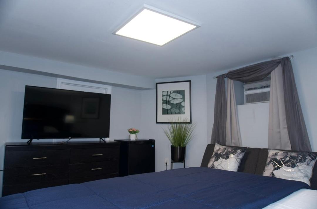 Photo of Bedroom in Guttenberg