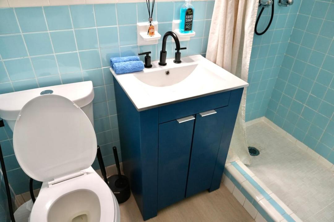 Photo of Bathroom in Driftwood