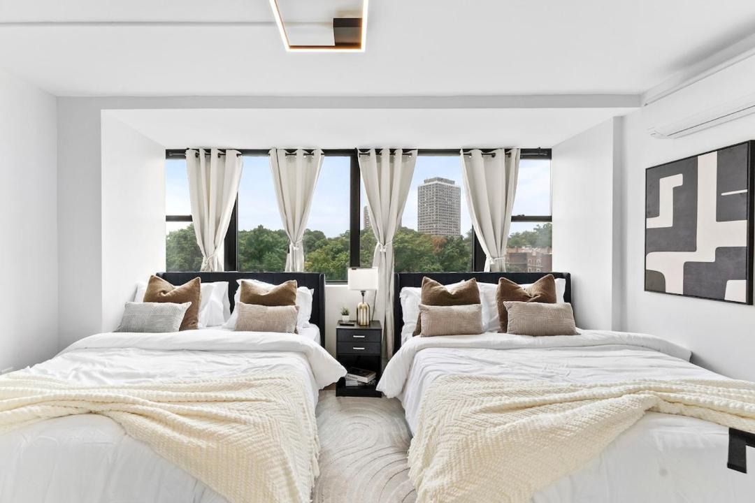 Photo of Bedroom in Newark