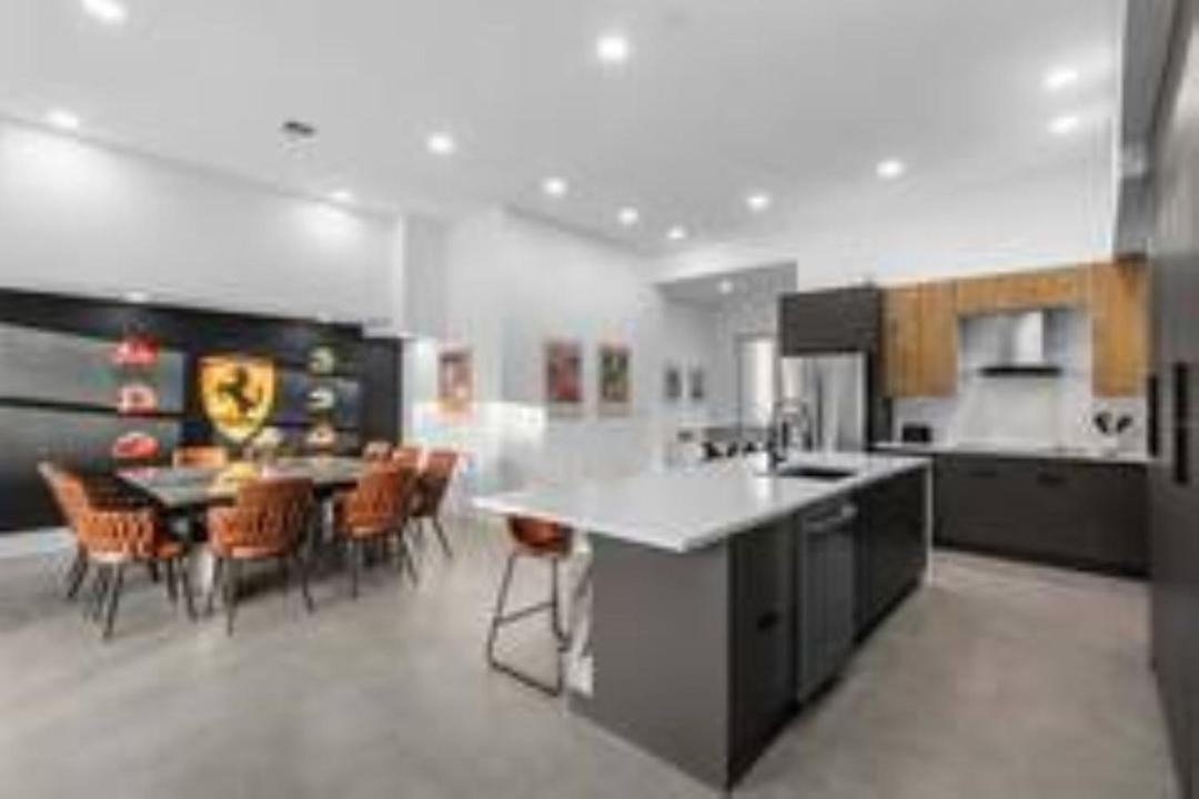 Photo of Kitchen in Golden Glades