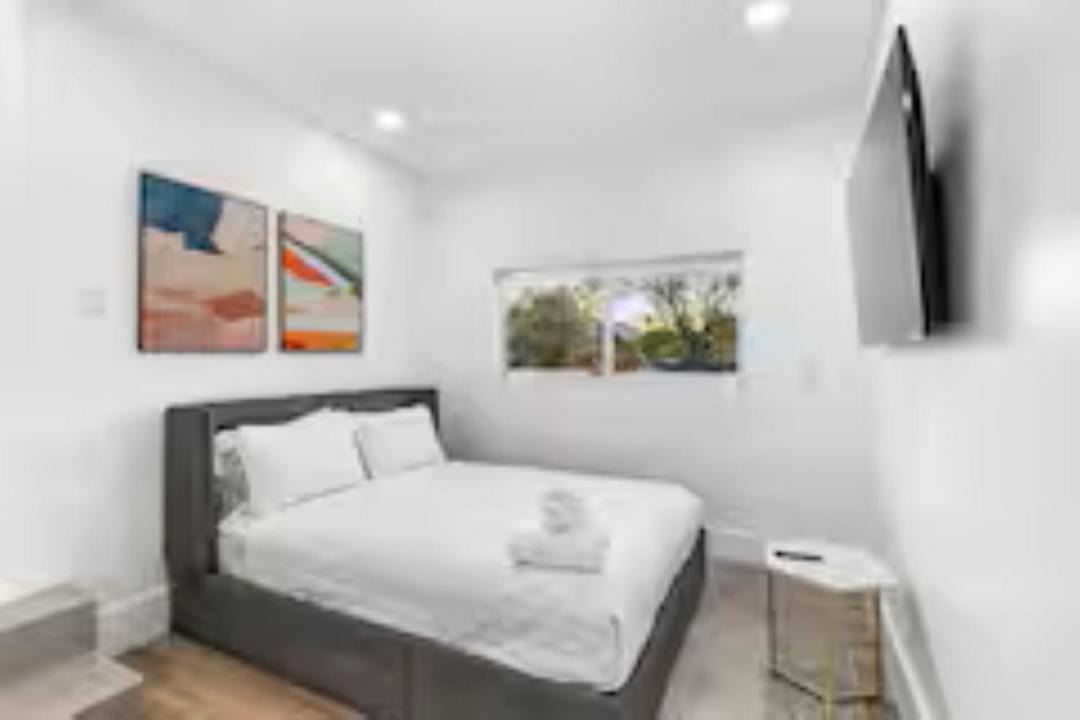 Photo of Bedroom in Golden Glades