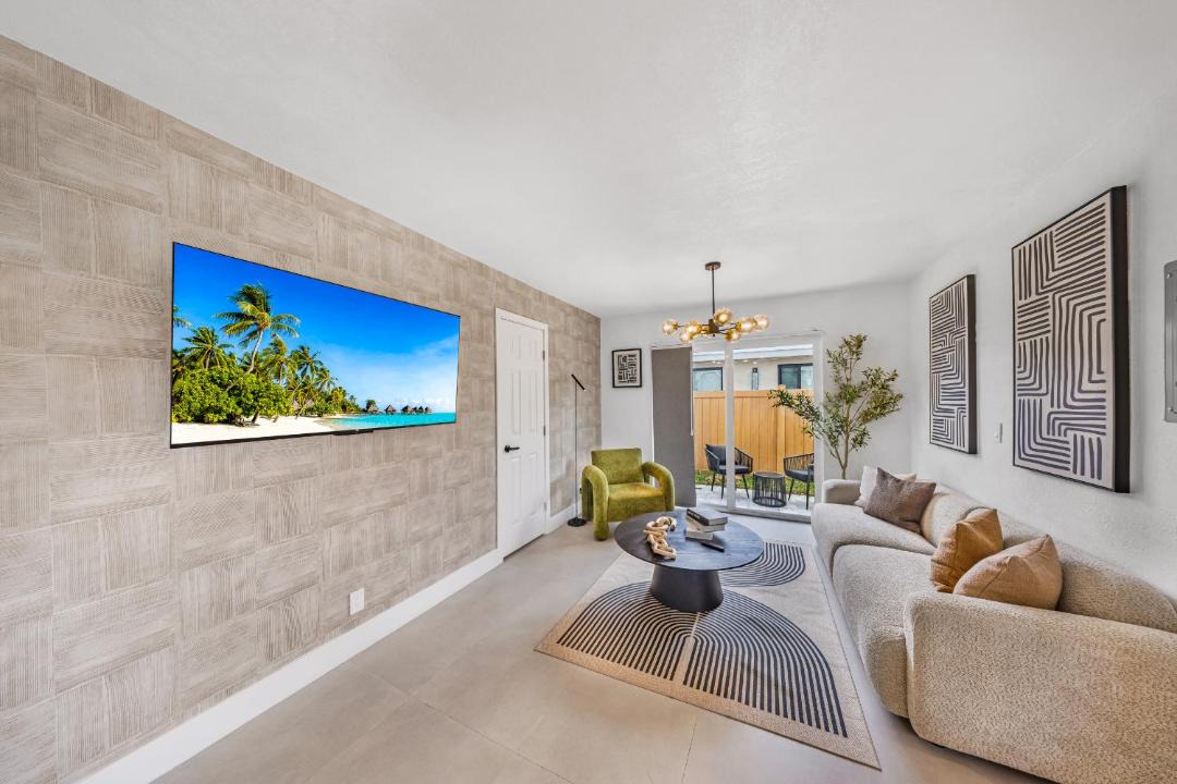 Photo of Others in Coral Ridge Isles