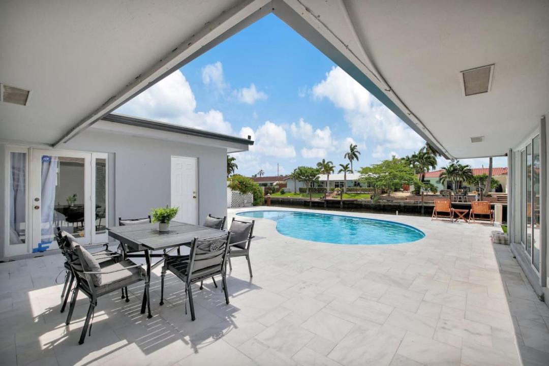 Photo of Patio Balcony in Coral Ridge Isles