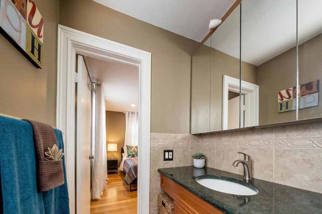 Photo of Bathroom in River Oaks