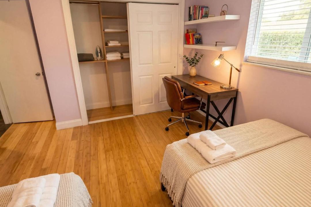 Photo of Bedroom in River Oaks
