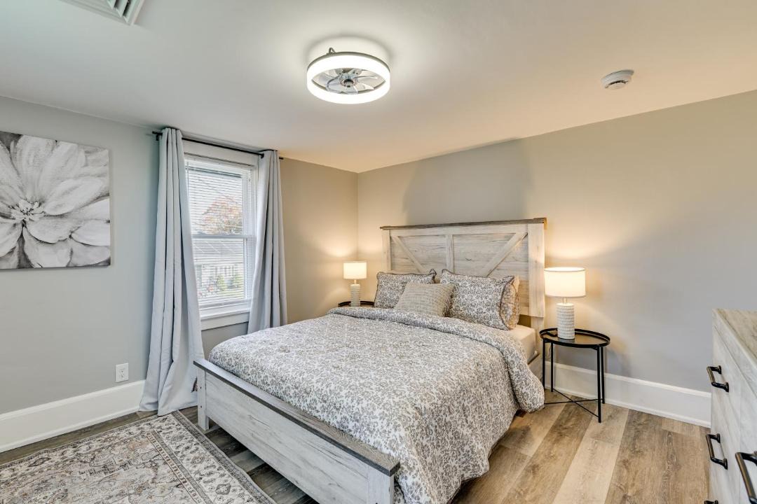Photo of Bedroom in Lincoln Park