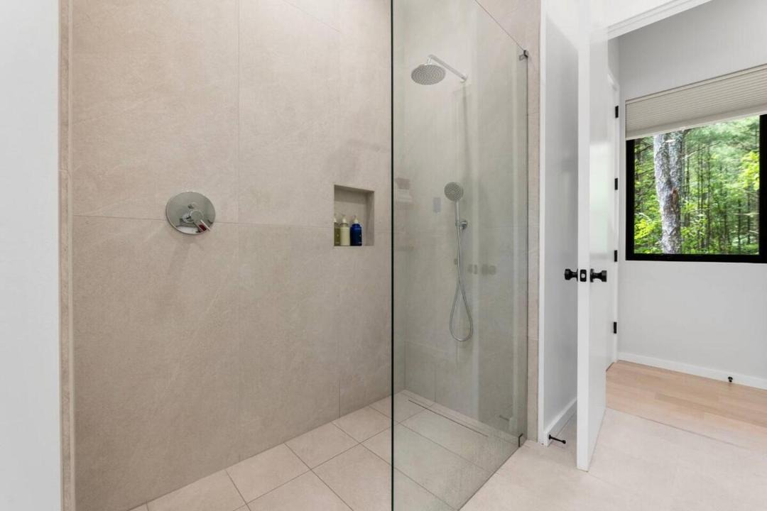 Photo of Bathroom in Round Top