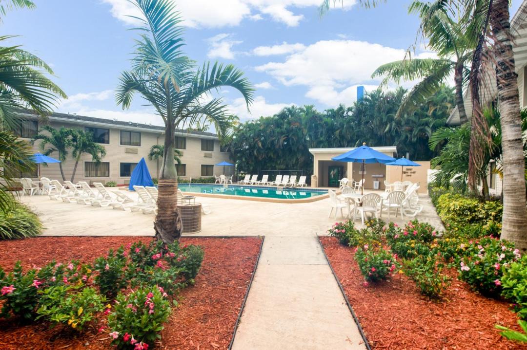 Photo of Others in River Oaks