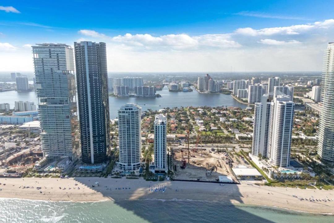Photo of Others in Sunny Isles Beach