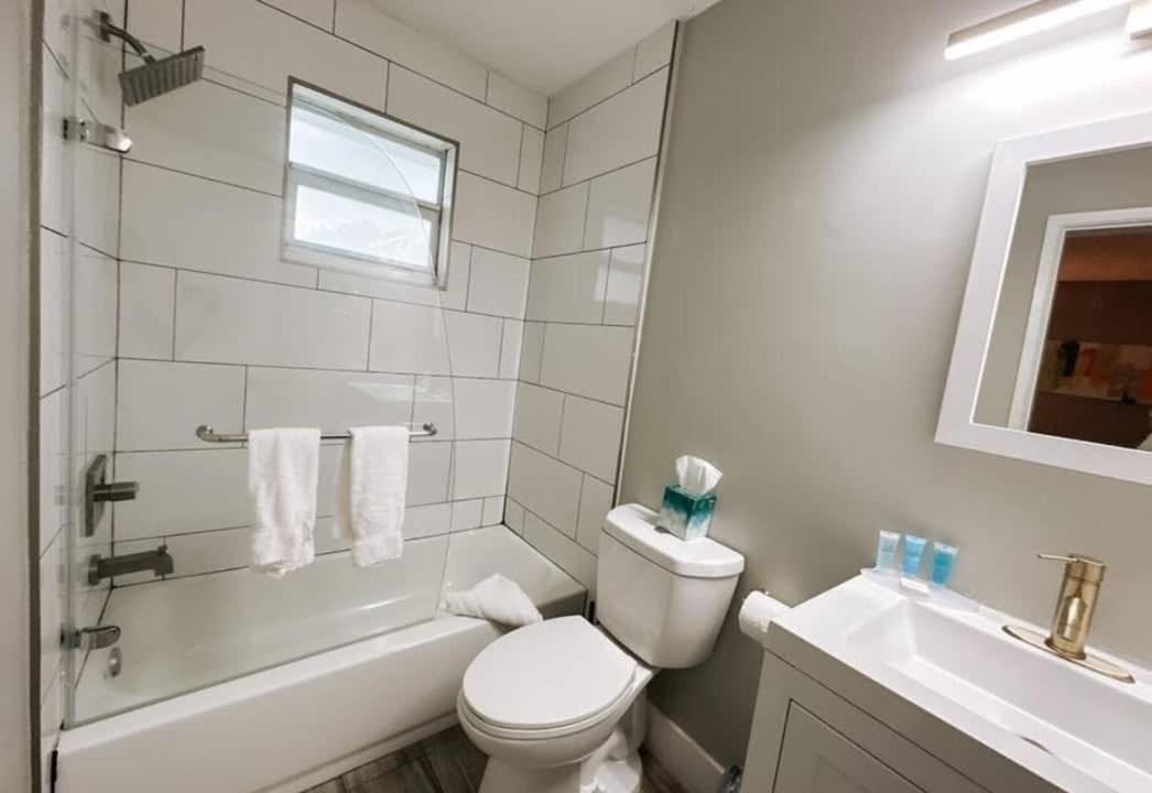 Photo of Bathroom in Poinciana Park