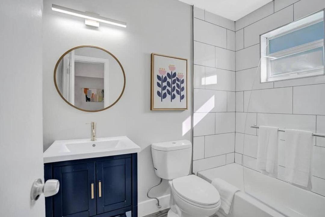 Photo of Bathroom in Poinciana Park
