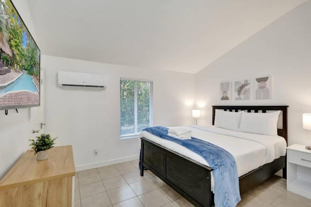Photo of Bedroom in Sailboat Bend