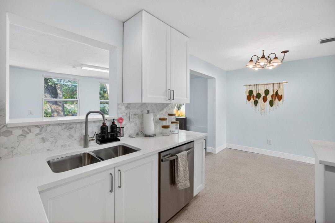 Photo of Kitchen in Central Corals