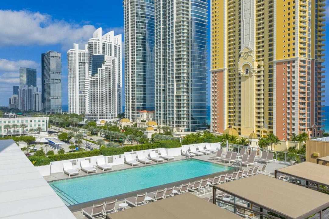 Photo of Others in Sunny Isles Beach