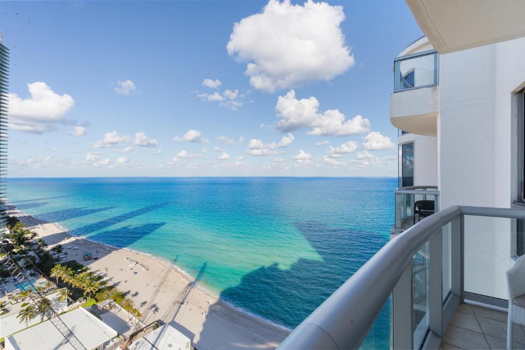 Photo of Others in Sunny Isles Beach