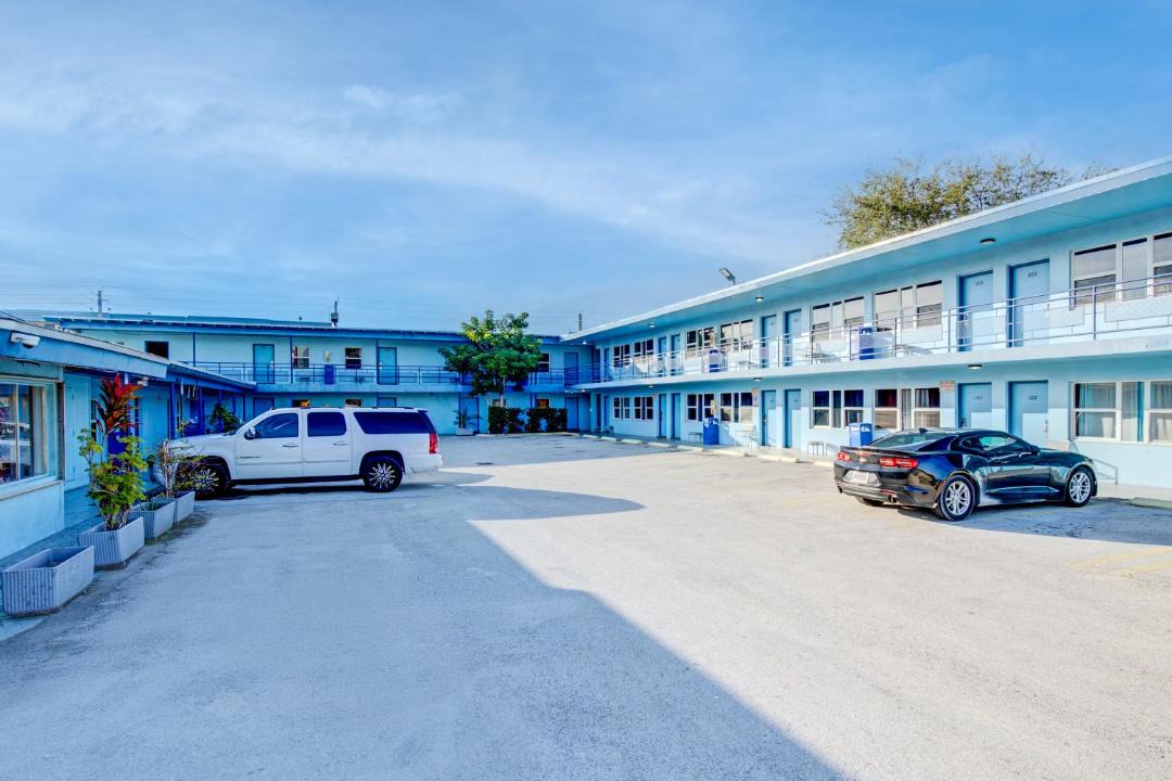 Photo of Others in North Miami