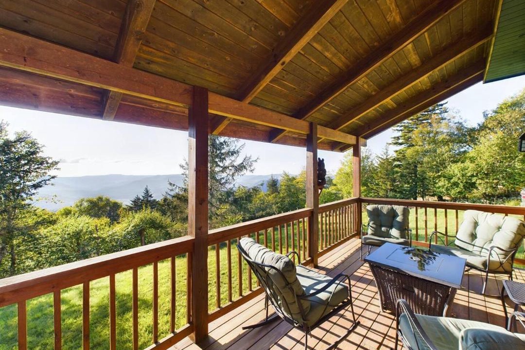 Photo of Patio Balcony in Edray