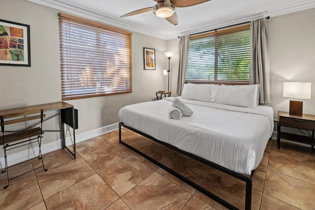 Photo of Bedroom in Wilton Manors