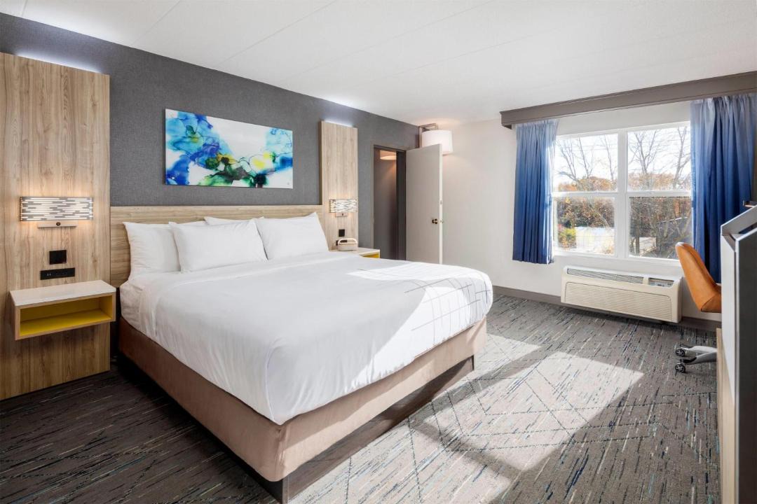 Photo of Bedroom in California