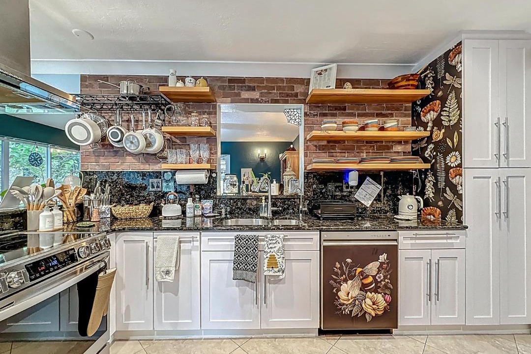 Photo of Kitchen in Riverland Village