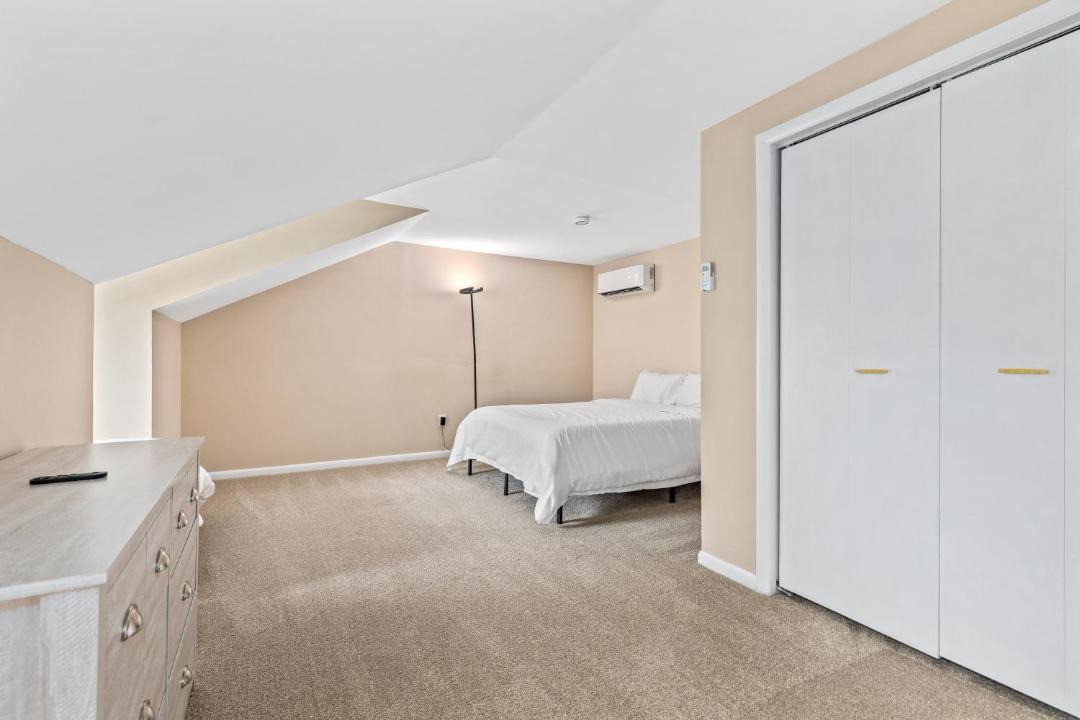 Photo of Bedroom in Harwood