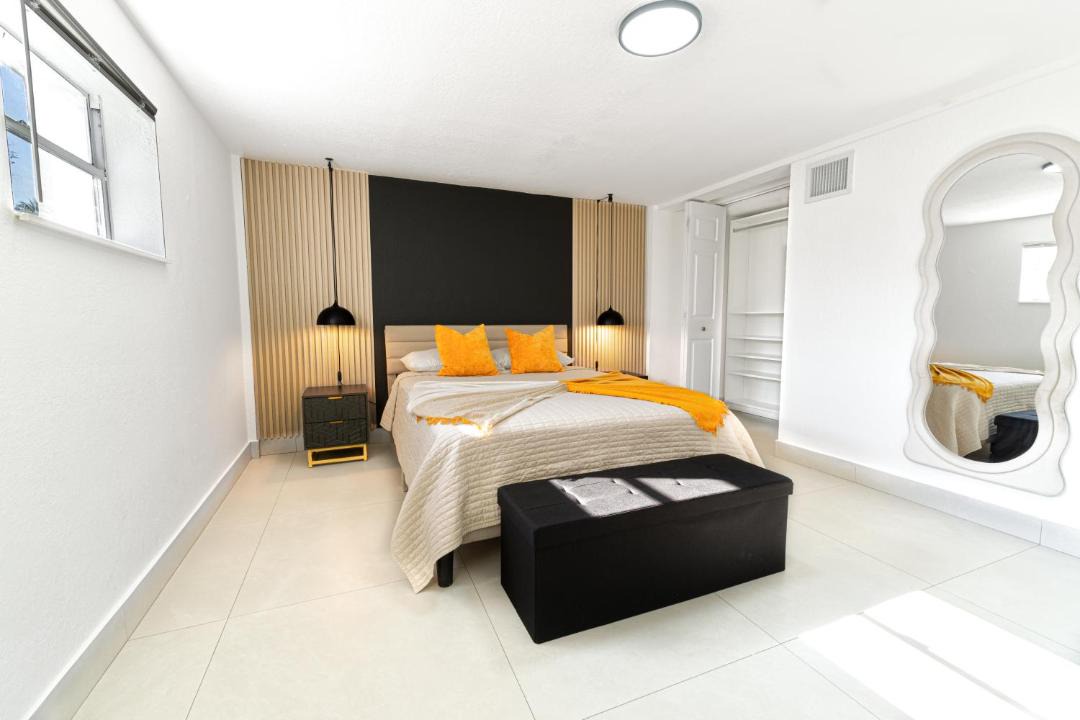 Photo of Bedroom in Miami Gardens