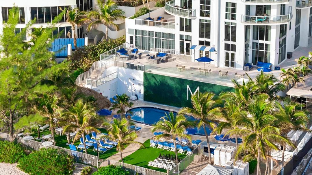 Photo of Others in Sunny Isles Beach