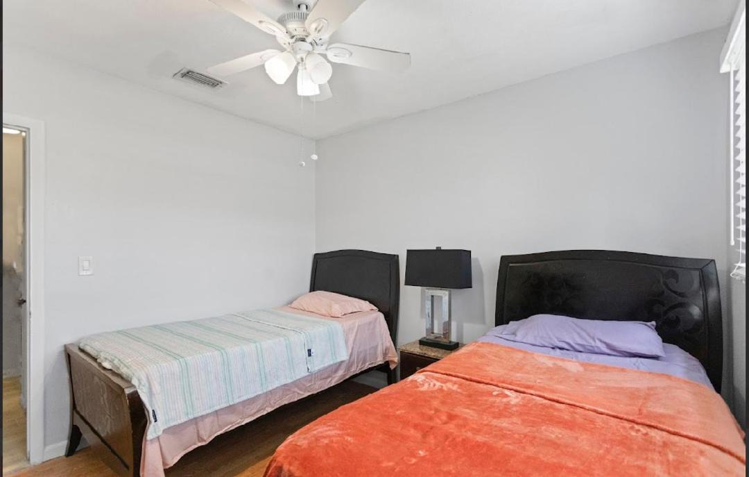 Photo of Bedroom in Miami Gardens