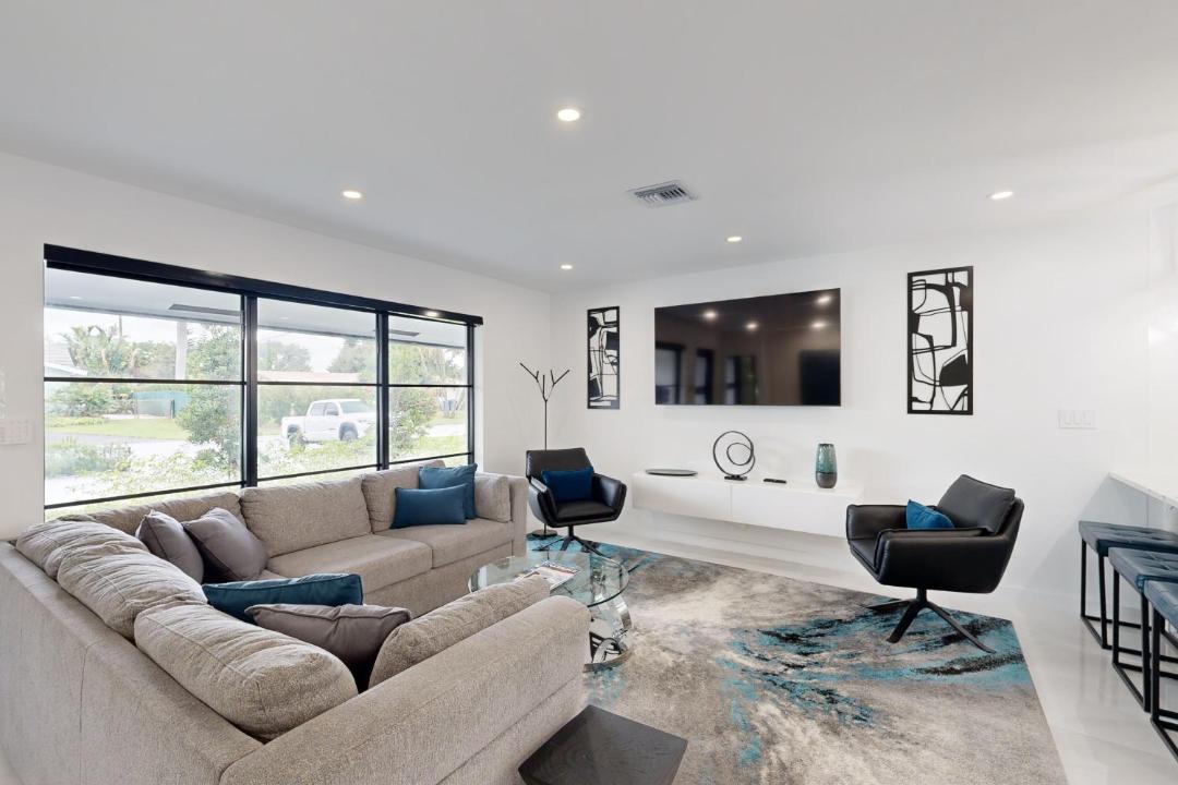 Photo of Others in Coral Ridge Isles