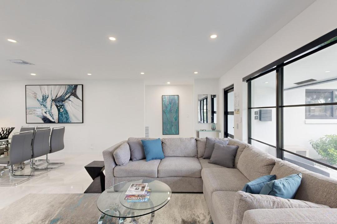 Photo of Others in Coral Ridge Isles