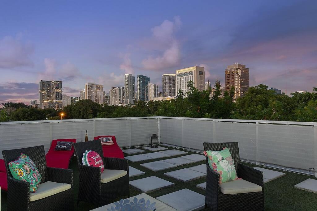 Photo of Patio Balcony in Downtown Fort Lauderdale