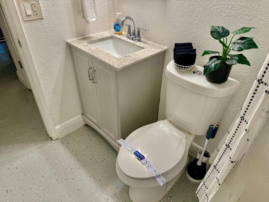 Photo of Bathroom in Riverside Park