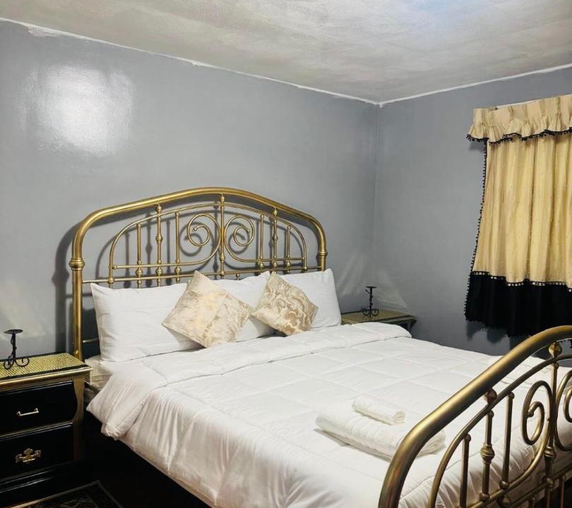Photo of Bedroom in Niagara Falls