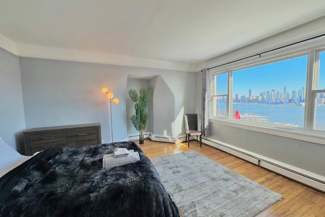 Photo of Others in Weehawken