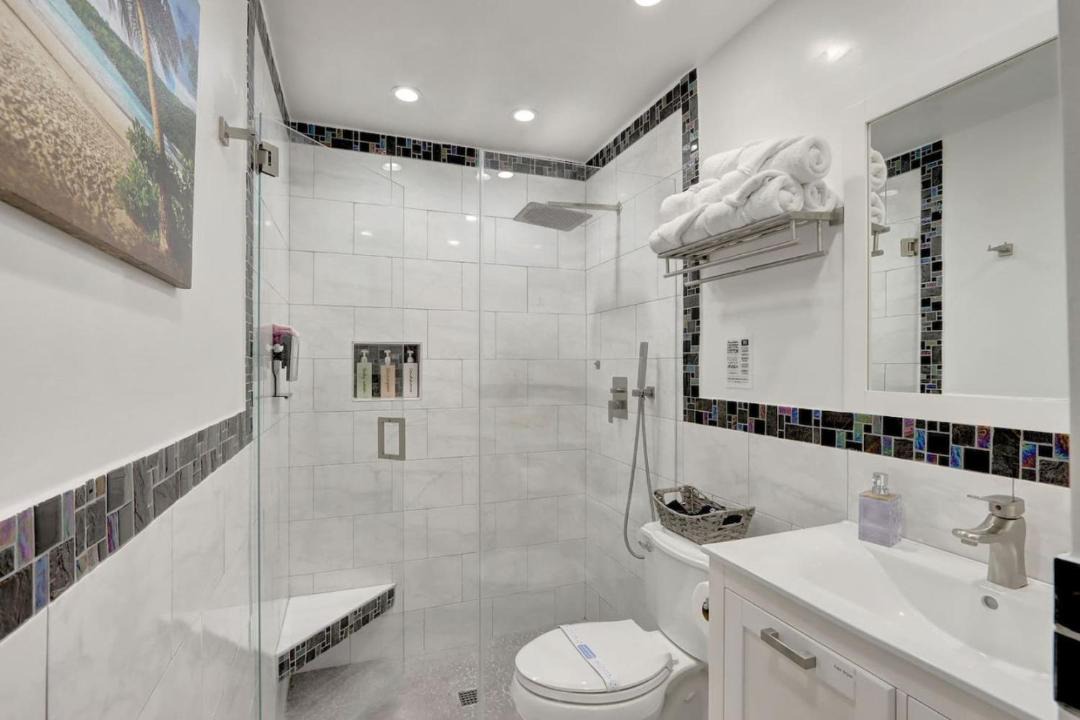 Photo of Bathroom in Pembroke Pines