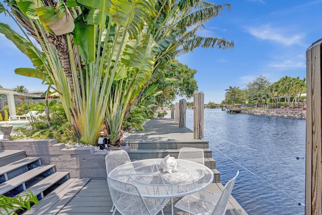 Photo of Patio Balcony in North Corals