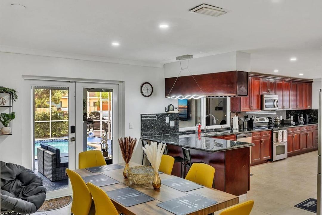 Photo of Kitchen in Hollywood Hills