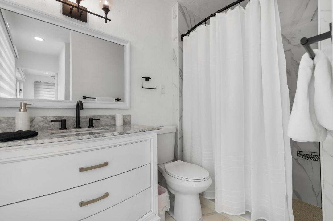 Photo of Bathroom in Pompano Isles