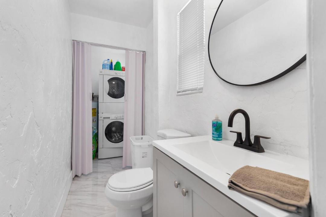 Photo of Bathroom in Pompano Isles
