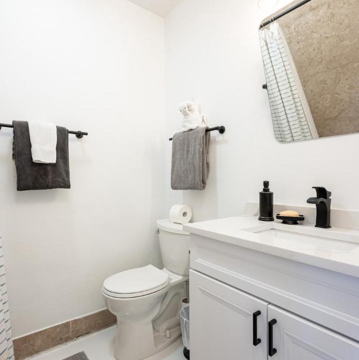 Photo of Bathroom in Coral Ridge Isles