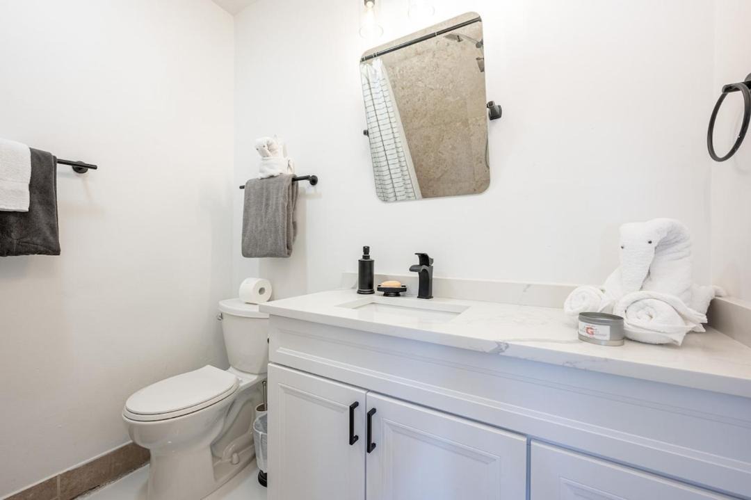 Photo of Bathroom in Coral Ridge Isles