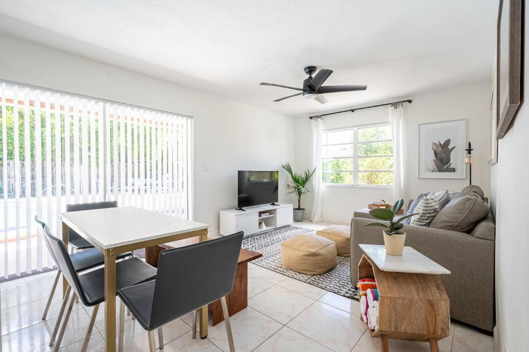 Photo of Others in Coral Ridge Isles