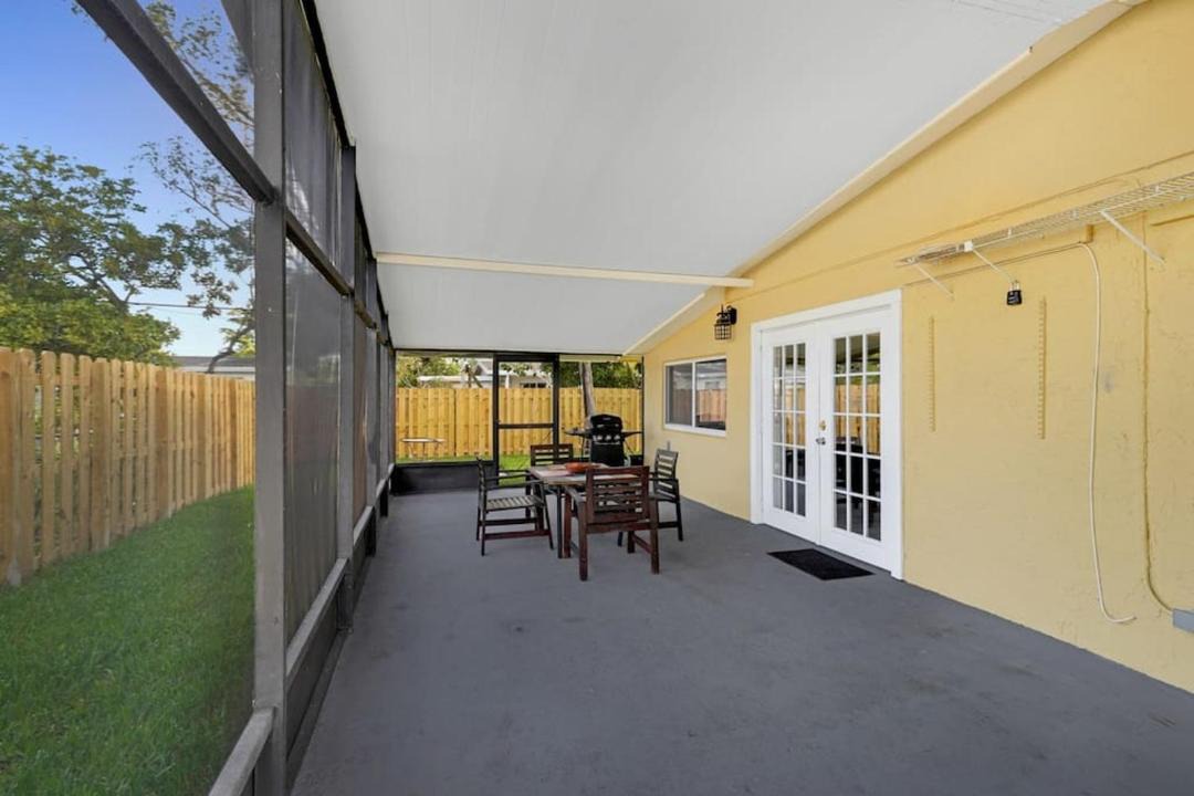 Photo of Patio Balcony in Davie