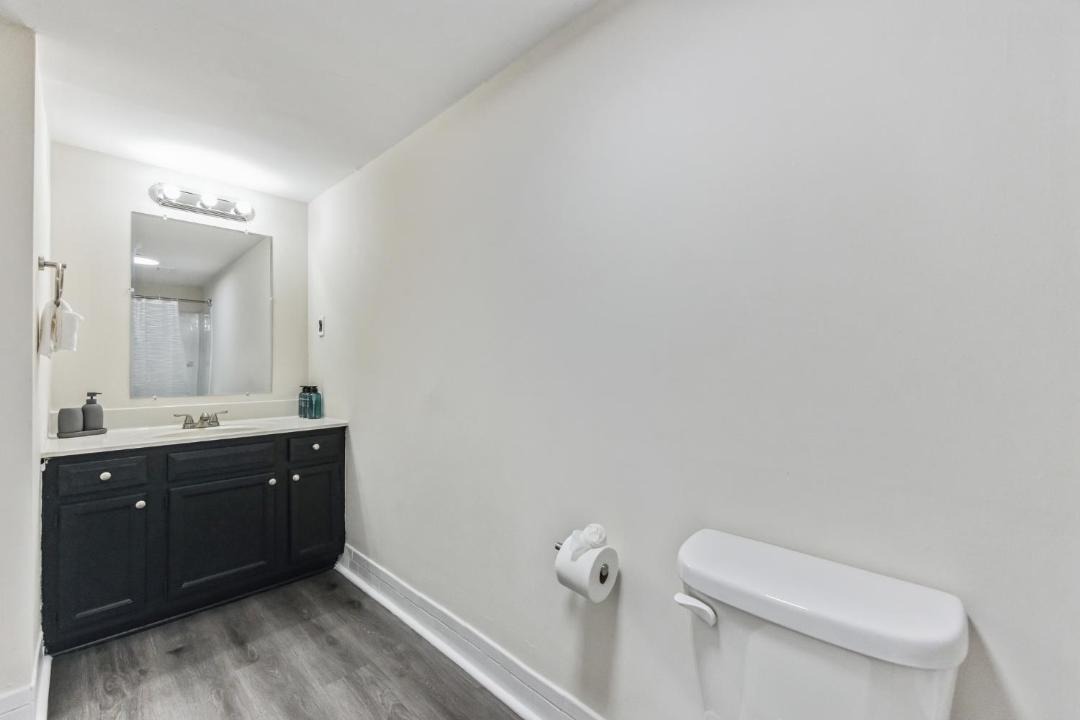 Photo of Bathroom in Newark