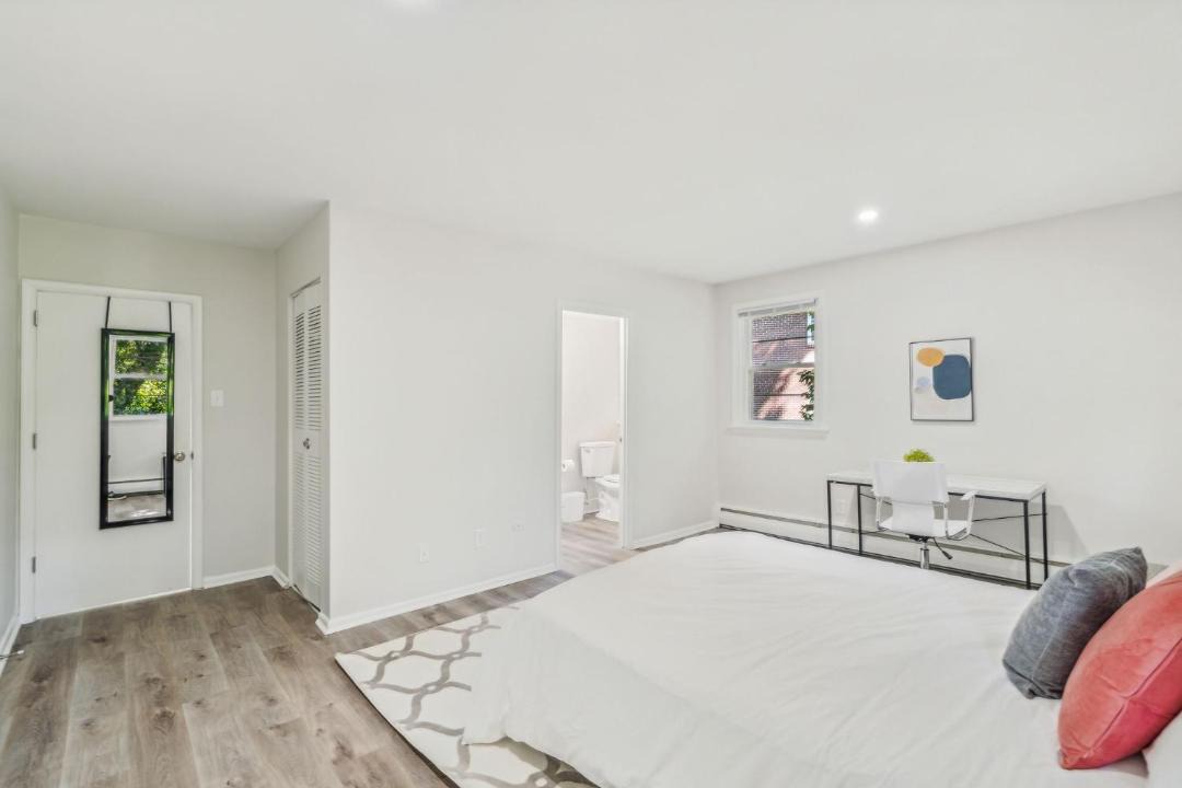 Photo of Bedroom in Newark