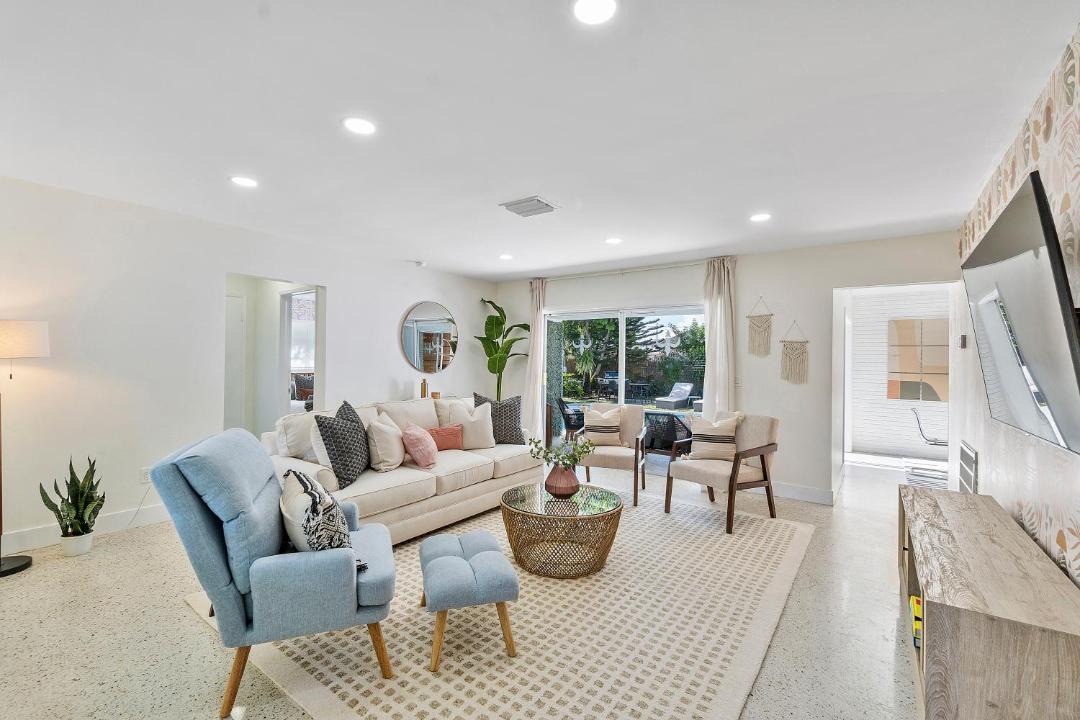 Photo of Others in Coral Ridge Isles