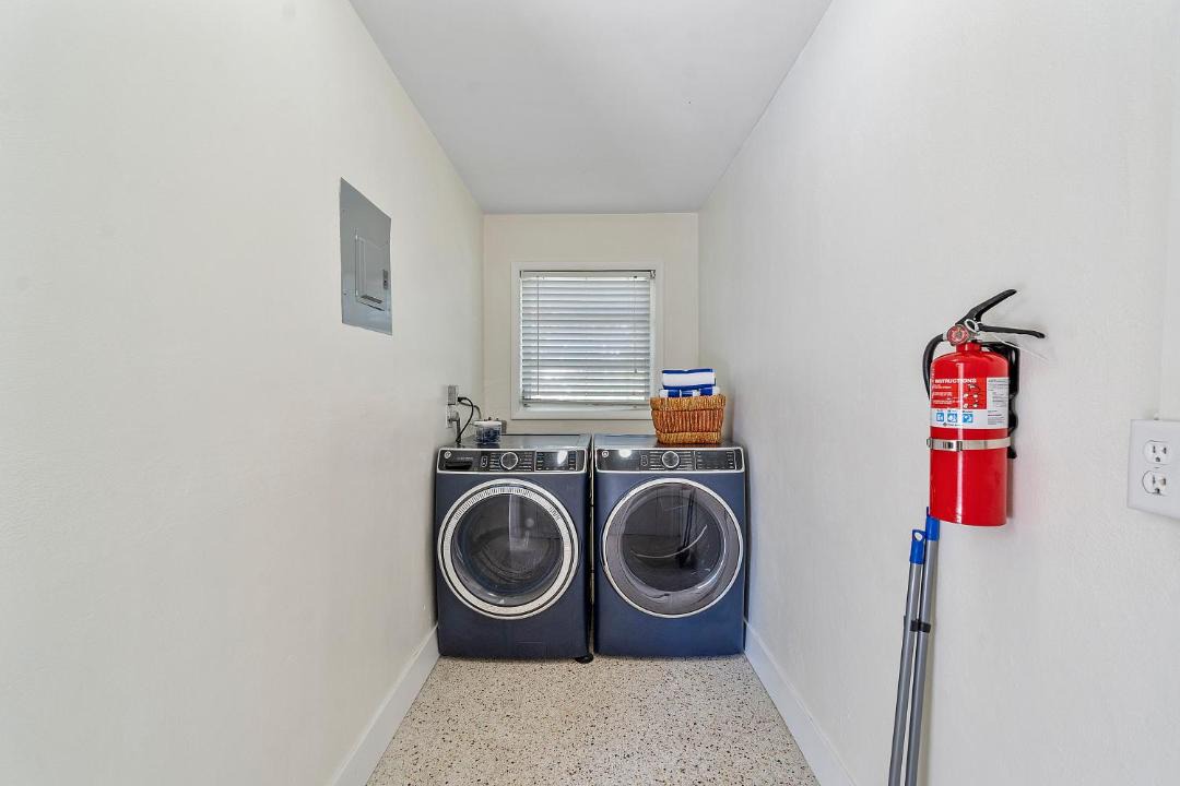 Photo of Others in Coral Ridge Isles