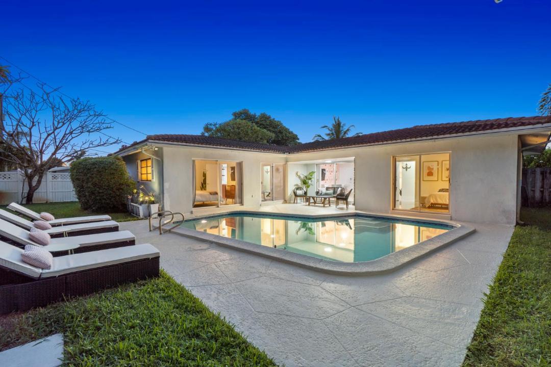 Photo of Others in Coral Ridge Isles