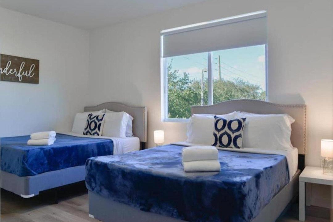 Photo of Bedroom in Golden Glades